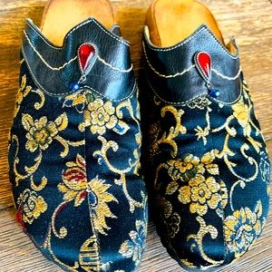 Black and Gold embroidered Slip-Ons